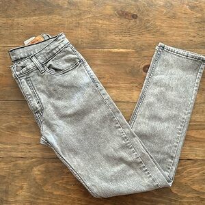 Levi’s stone wash jeans